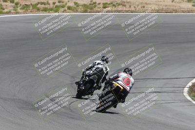 media/Apr-20-2025-AHRMA (Sun) [[393a79c373]]/Race/Group 7/Turn 4b/